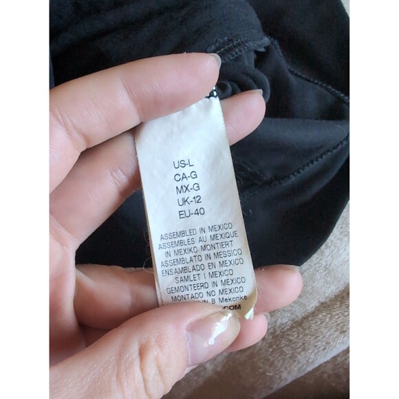 Trina Turk zip up hoodie size large - Picture 8 of 8